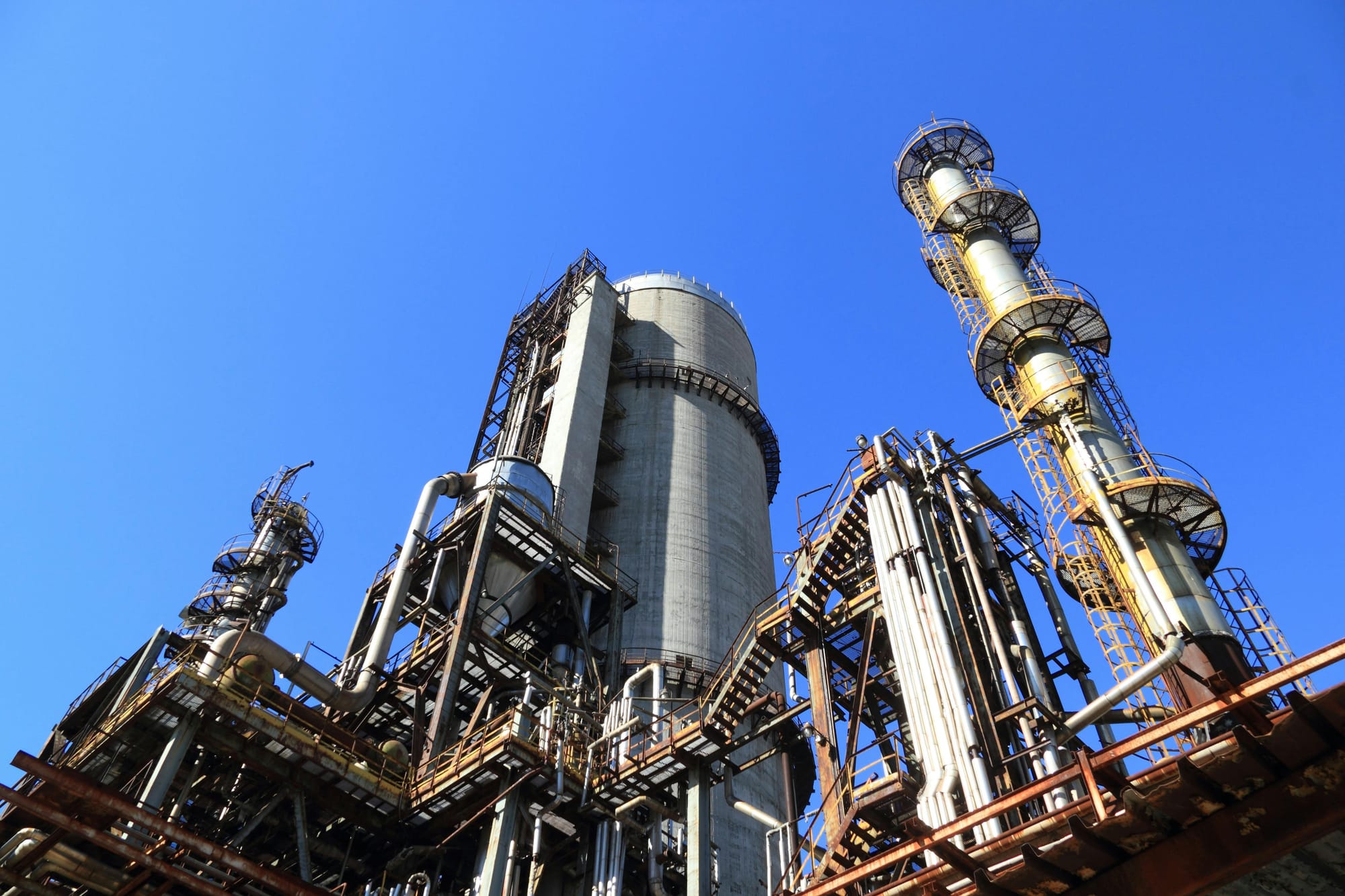 Saudi Arabian Temporary Business Visa for Oil & Gas Sector Meetings: Sector-Specific Requirements